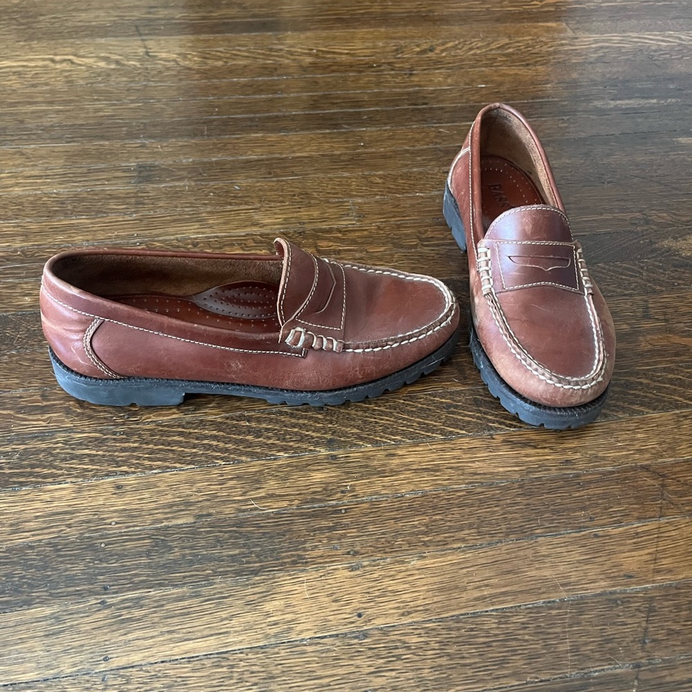 Classic Brown Bass Leather Loafers